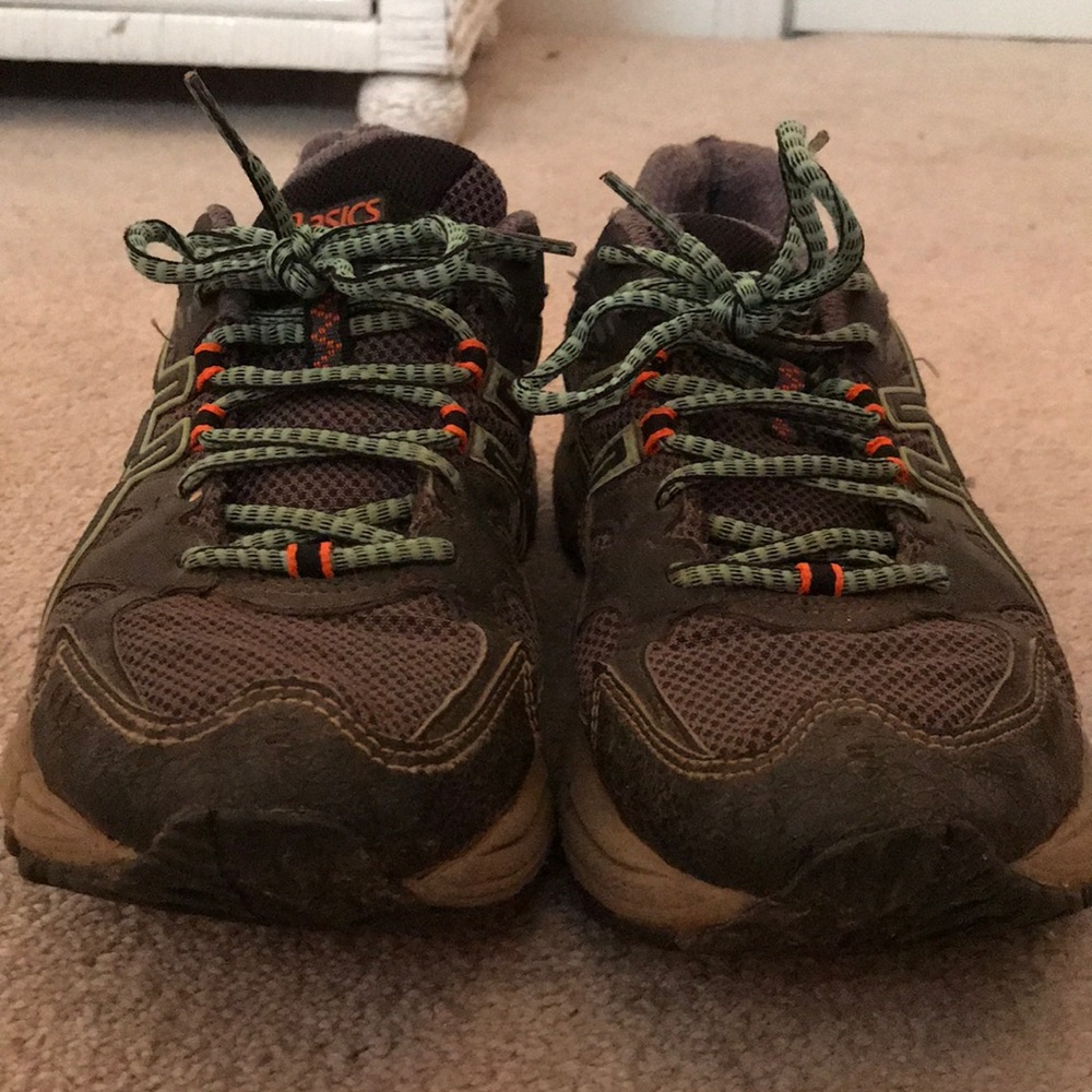 Women’s ASICS Gel Kahana 8 Trail Running Shoes